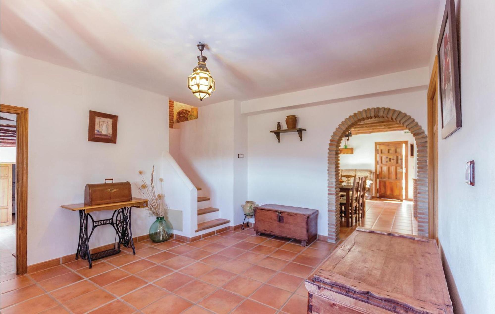 8 Bedroom Lovely Home In Iznájar Extérieur photo