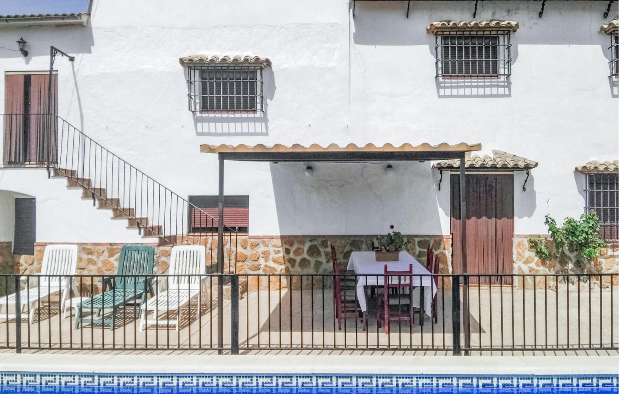 8 Bedroom Lovely Home In Iznájar Extérieur photo